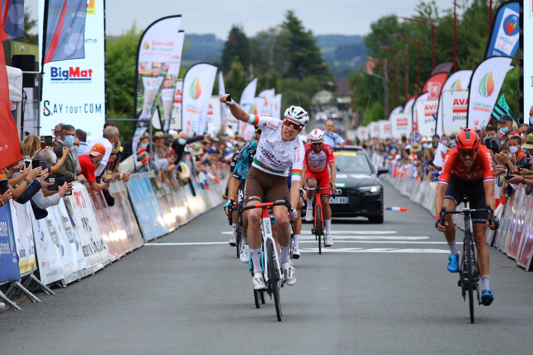 Tour du Limousin (2e étape) : Victoire de Dorian Godon, nouveau leader du général.